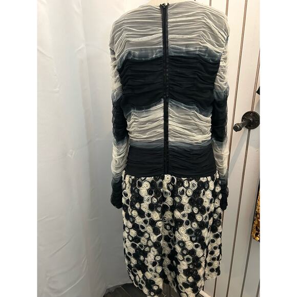 Samuel Dong Black and White Midi Dress - Picture 8 of 8